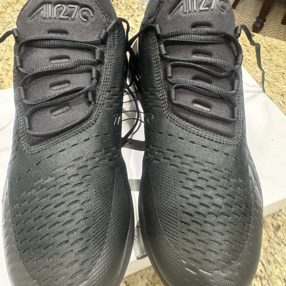 Nike Air Max 270 Triple Black Shoes
Sizes 12.5 - Picture 9 of 11